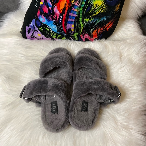 UGG Fuzz Yeah Slippers Charcoal Gray - Picture 3 of 6